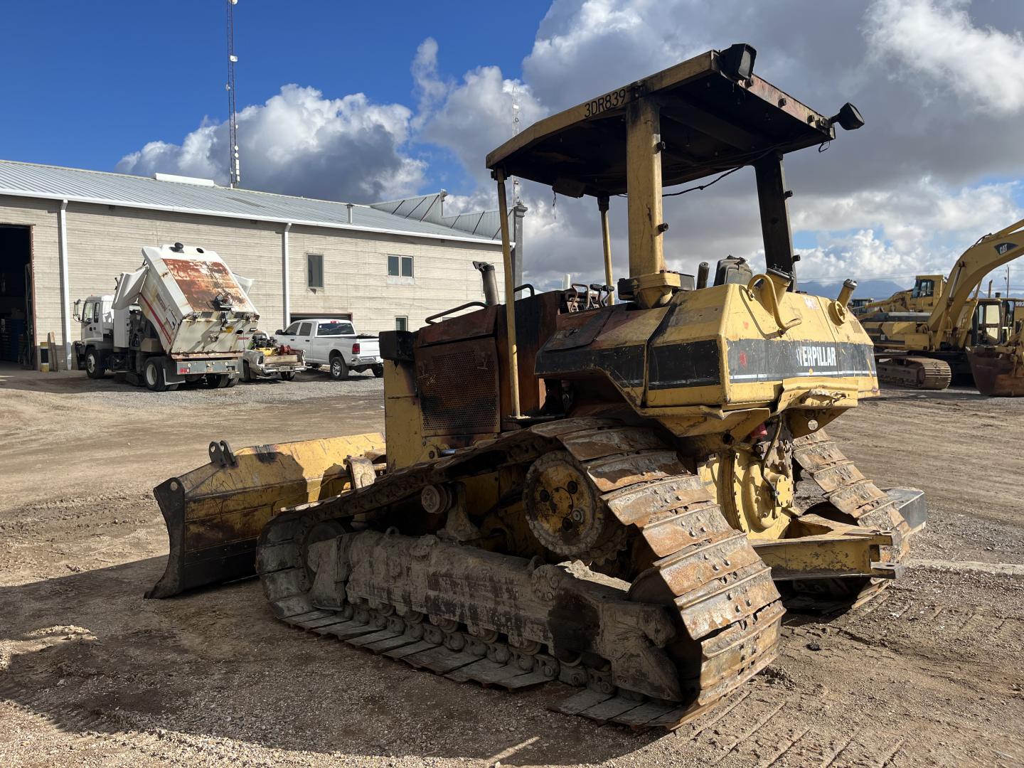 ./imagenes/INVOICE/2019/17247/TOPADOR FRONTAL CATERPILLAR D5M (7).JPG